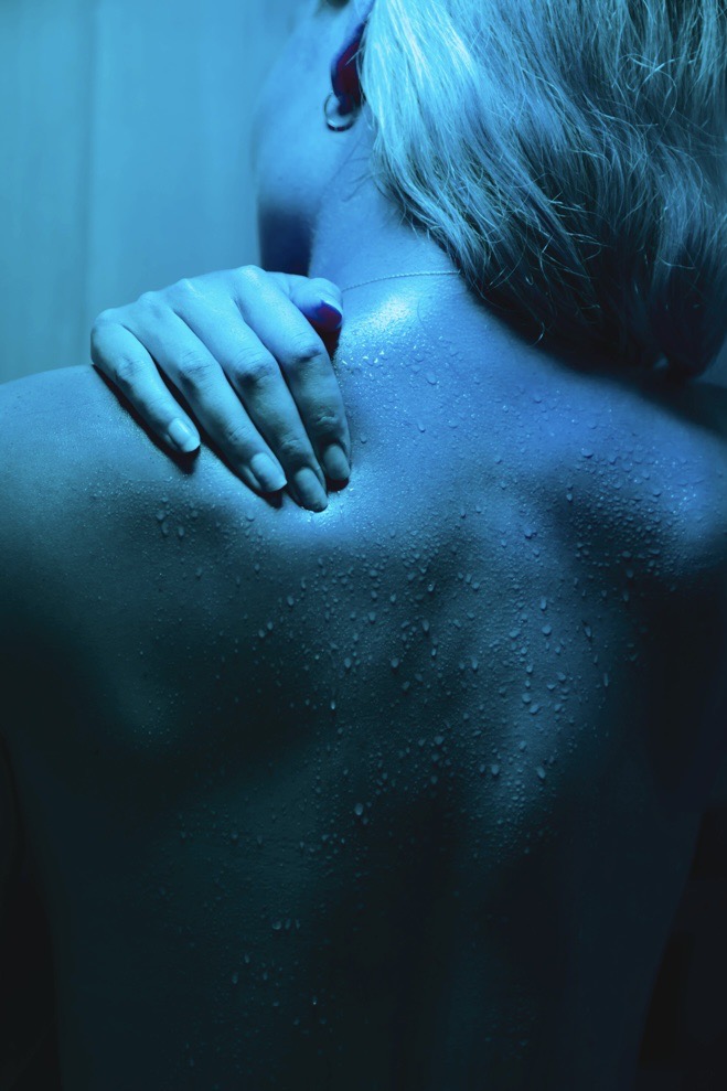 『季節の変わり目を乗り切るために』架空書店のマスターによるブックセレクション 『揉む ほぐす』の本 14選